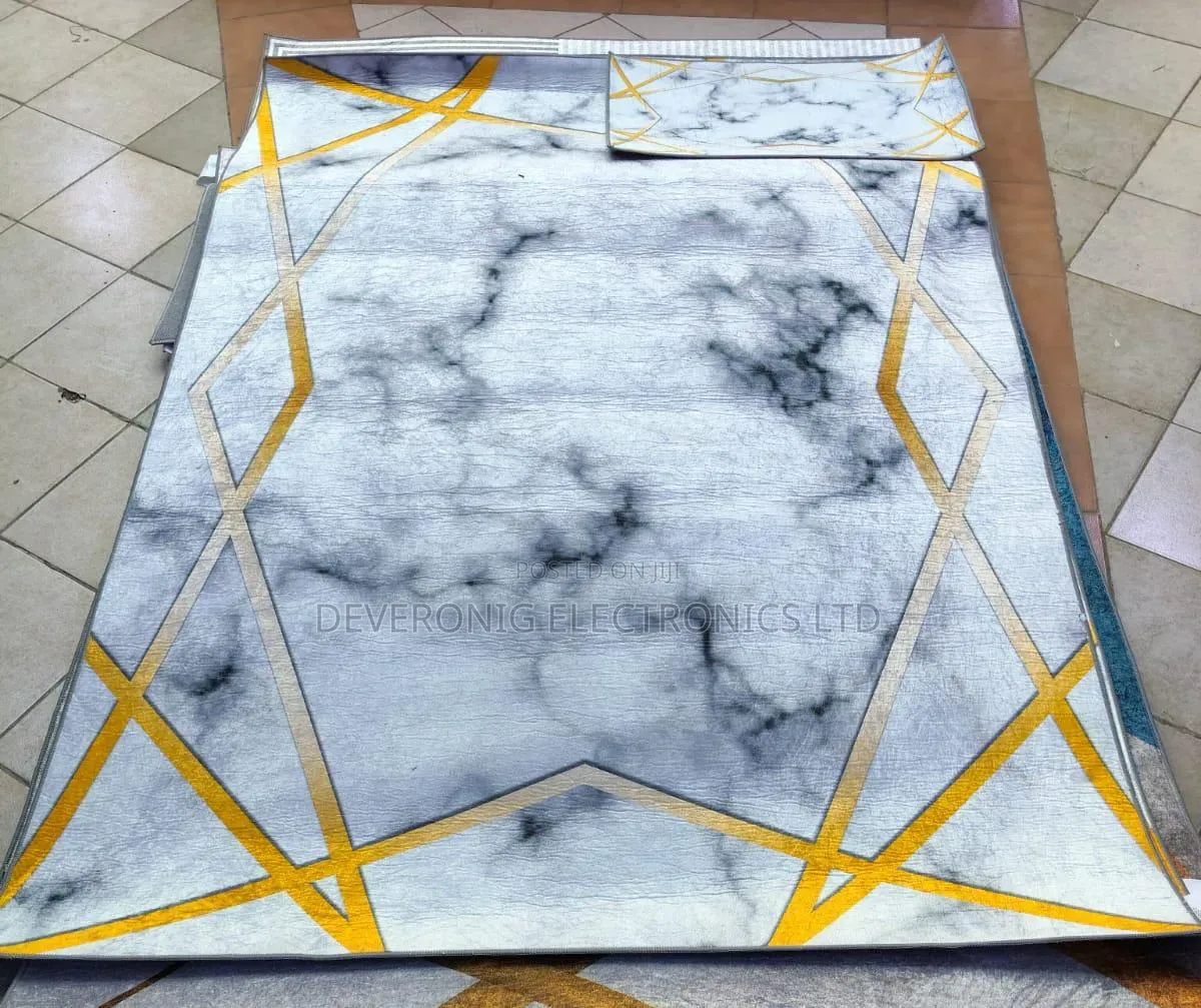  New In 
3d Carpets +Door Mat
Size 5*8