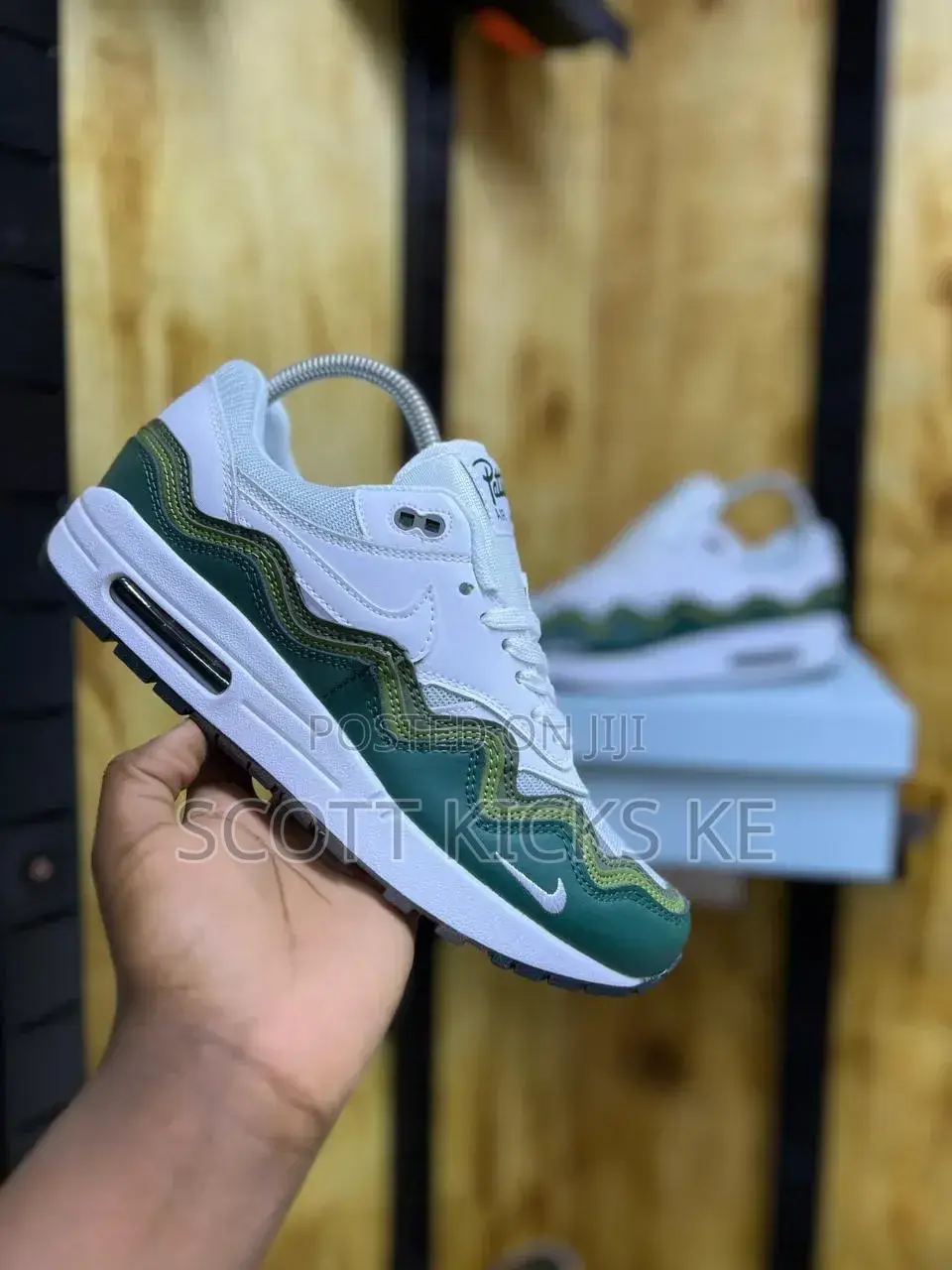 *Airmax-1 Patta*