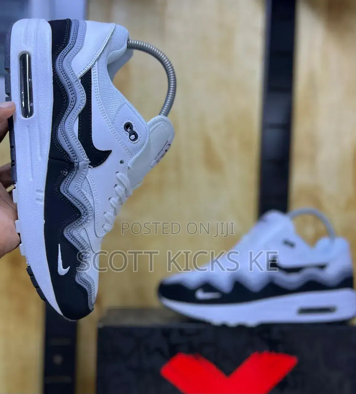 *Airmax-1 Patta*