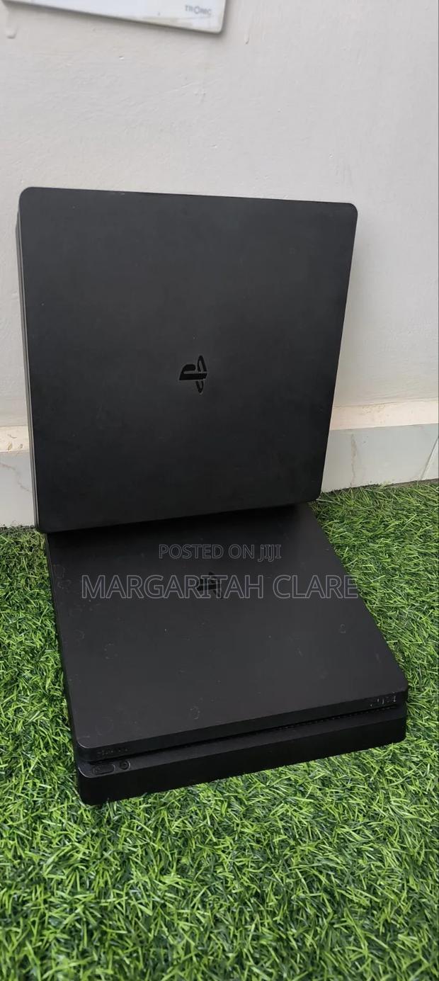 Playstation 4 (Ps4) for Sale – Fully Working Well Maintained - thumbnail 2
