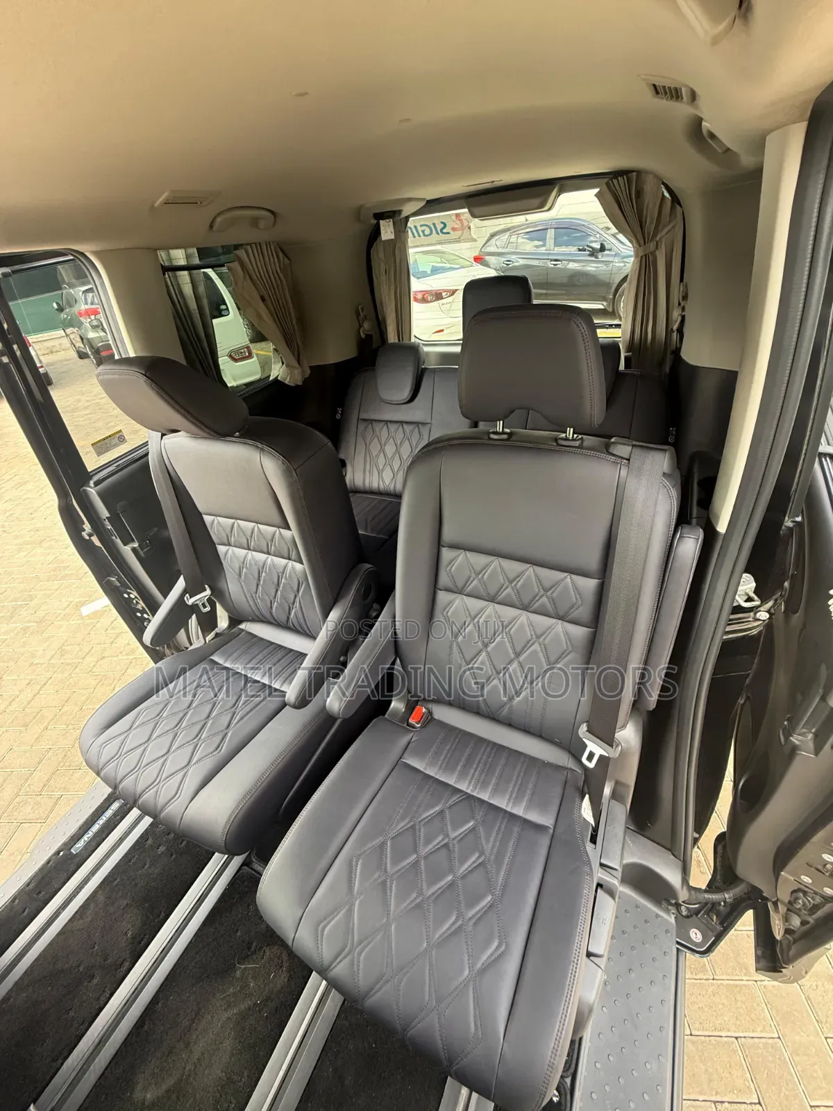 Nissan Serena 2019 Black