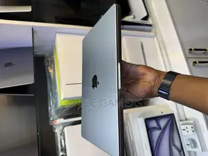 Laptop Apple MacBook Pro 2023 M2 Max 14-inch 32GB Apple M2 SSD 1T