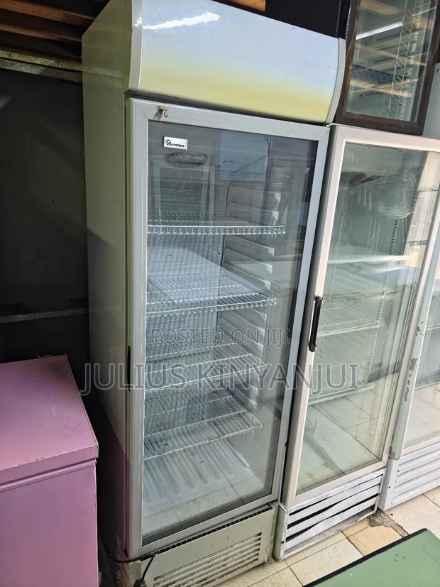Ramtons Display Fridge - main view