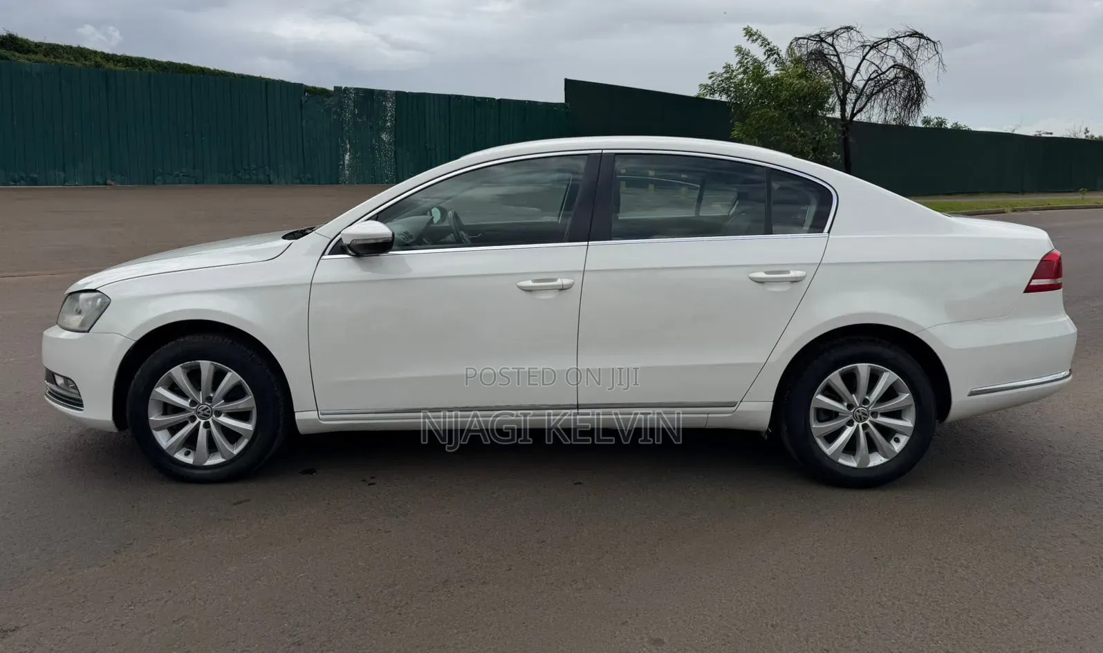 Volkswagen Passat 2013 White