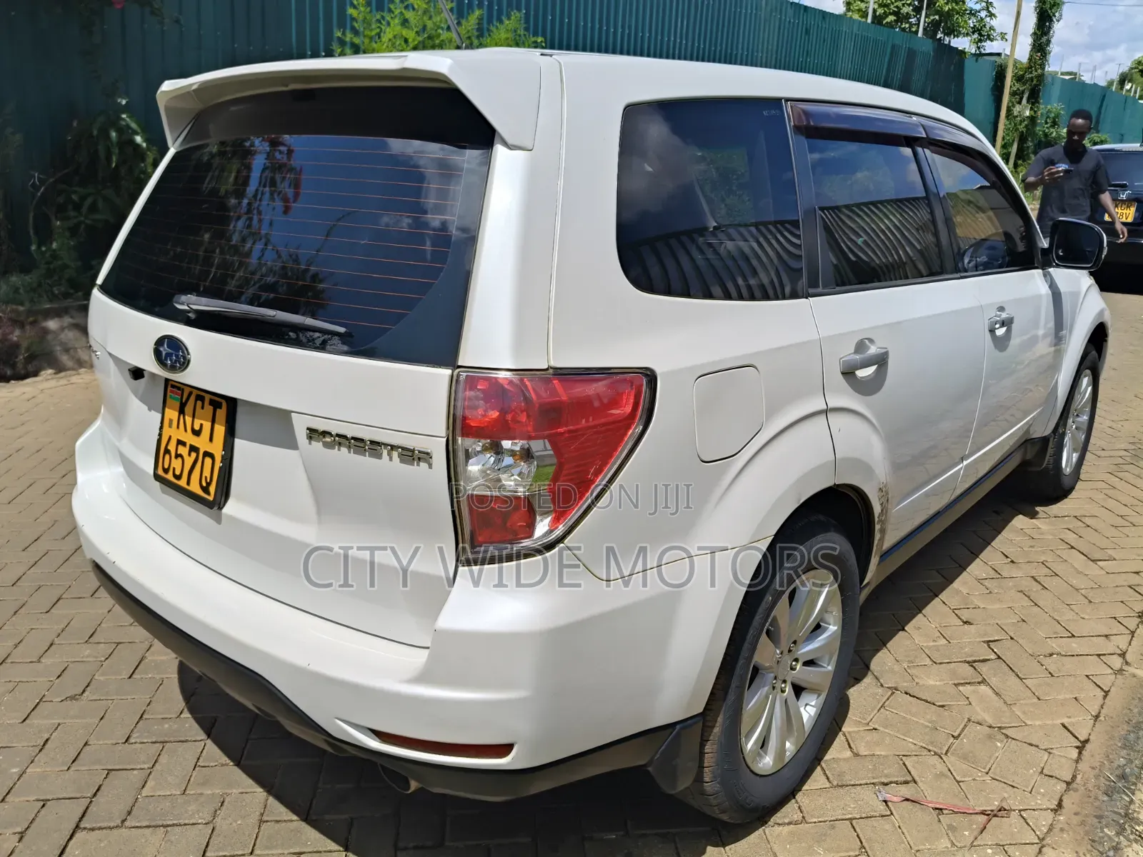 Subaru Forester 2012 Pearl
