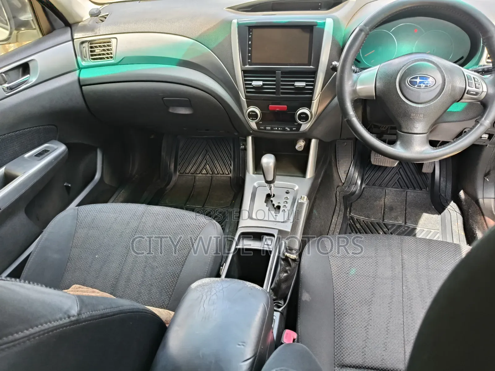 Subaru Forester 2012 Pearl