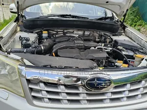 Subaru Forester 2012 Pearl
