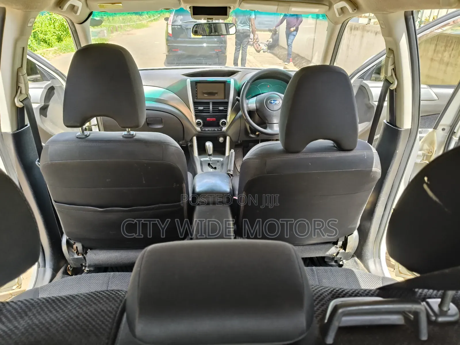 Subaru Forester 2012 Pearl