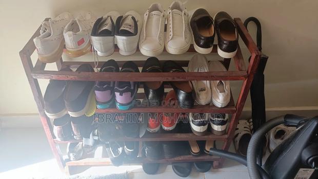 Shoe Rack at Throw Away Price