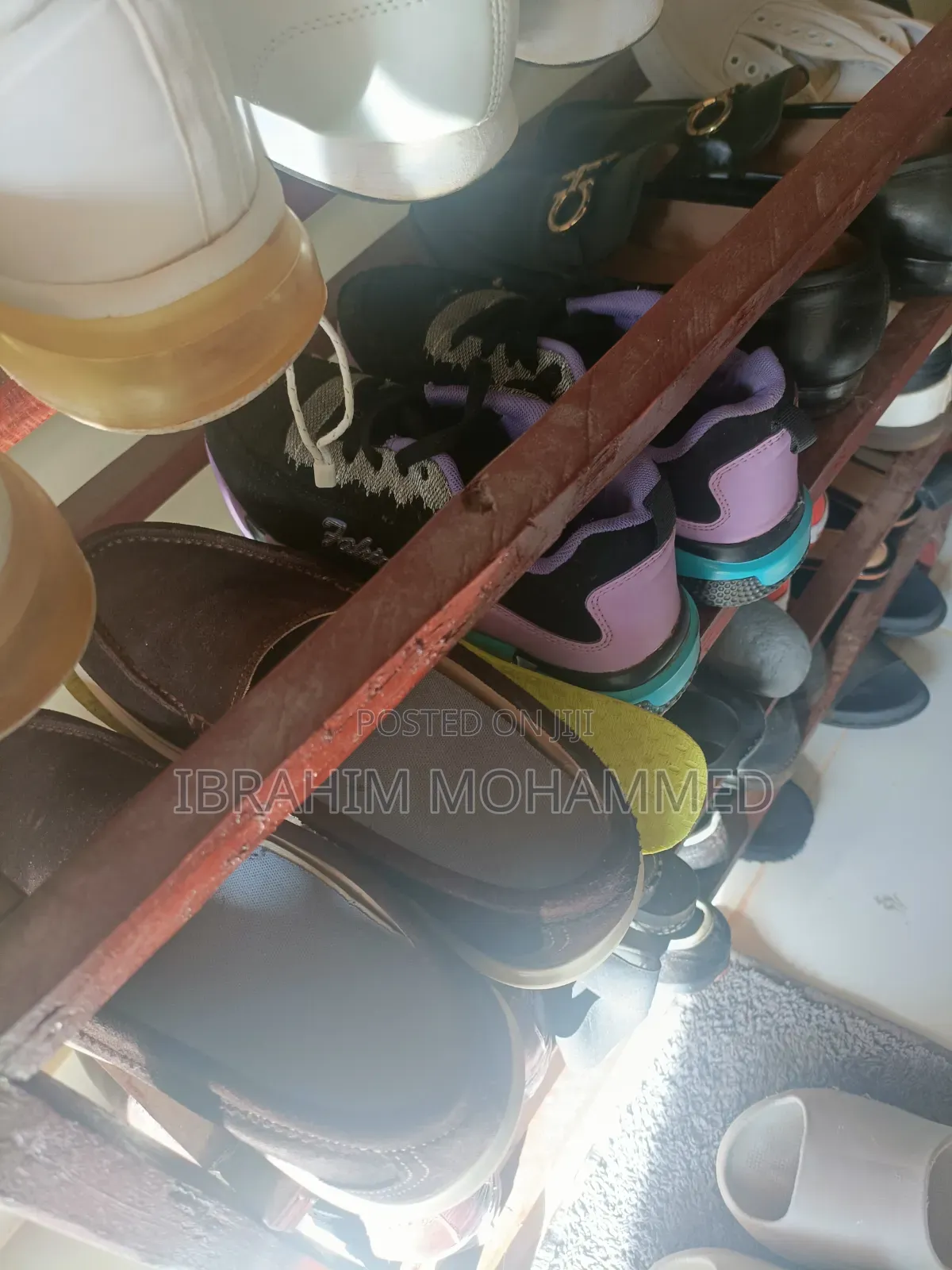 Shoe Rack at Throw Away Price