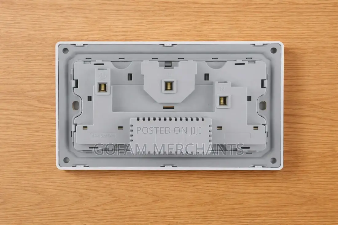 Double Socket With Usb-a Type-C – Ivory Finish