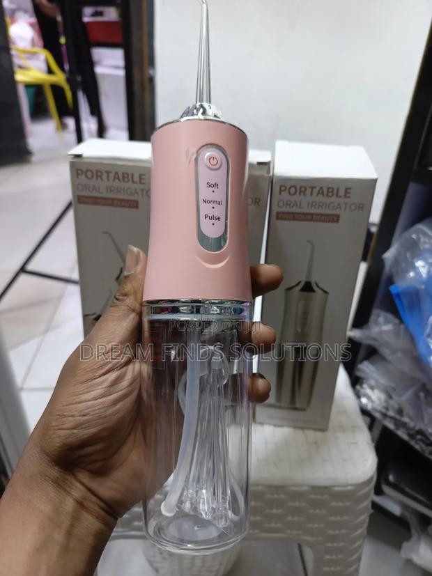 Powerful Teeth Protection Oral Irrigator