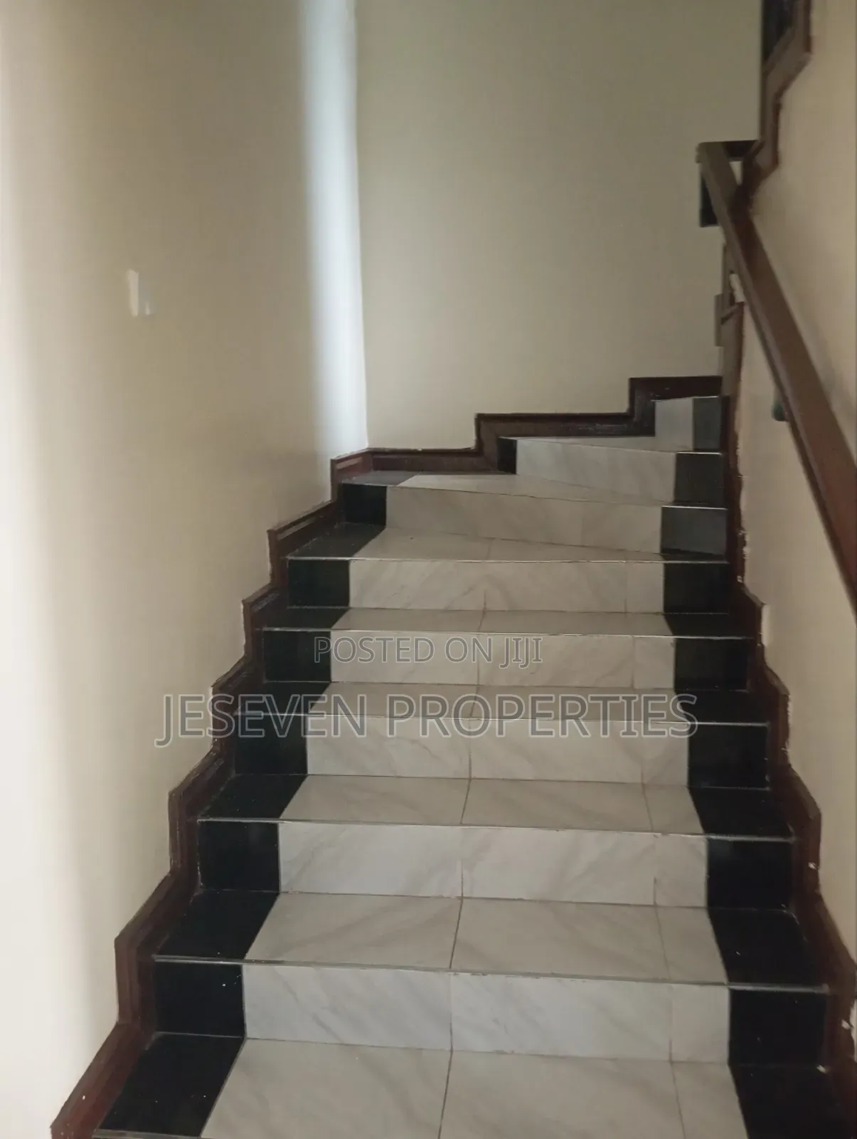 4bdrm Townhouse / Terrace in Syokimau, Gateway Mall Area for rent