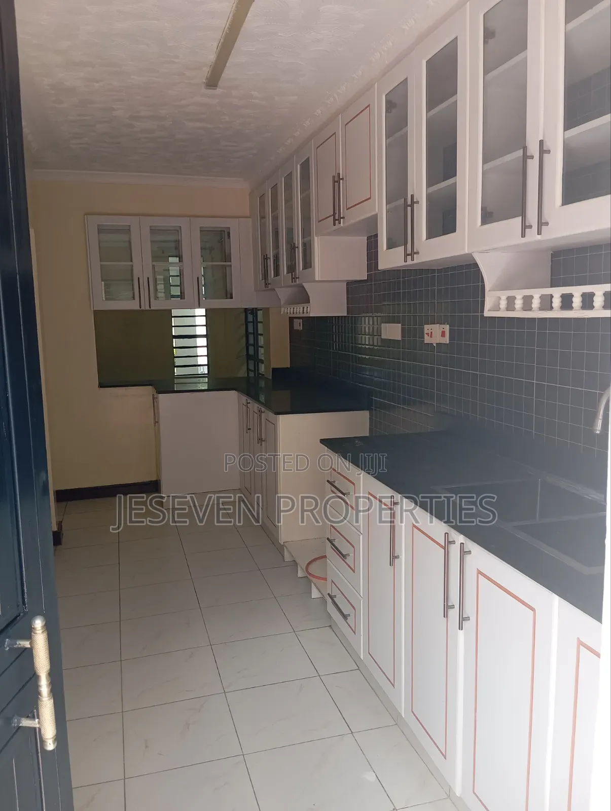 4bdrm Townhouse / Terrace in Syokimau, Gateway Mall Area for rent