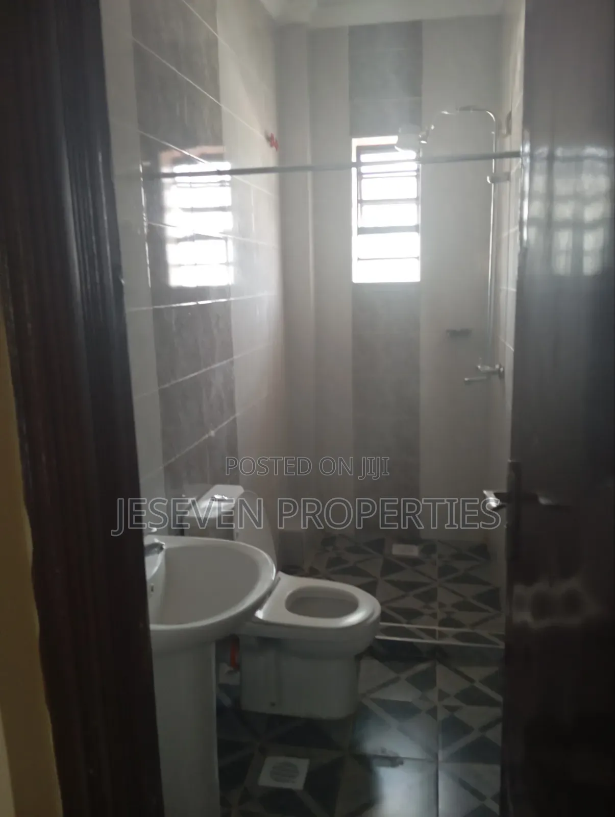 4bdrm Townhouse / Terrace in Syokimau, Gateway Mall Area for rent