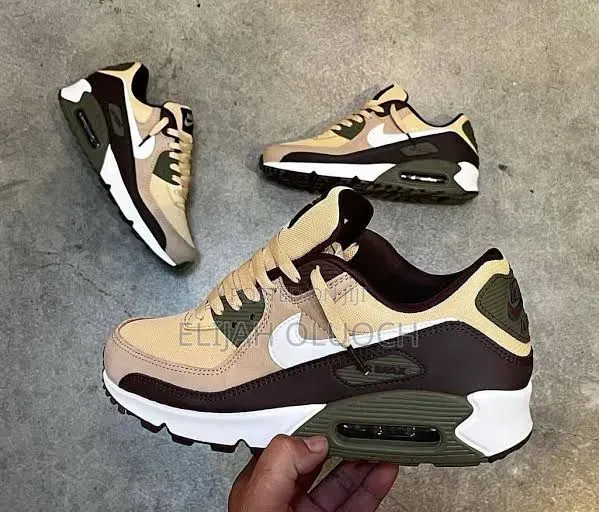 Nike Airmax 90 ‘Hemp Earth 
Pure Leather 
Size 40-45