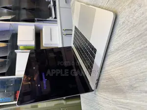 Laptop Apple MacBook Pro 2020 16GB Intel Core i5 SSD 512GB