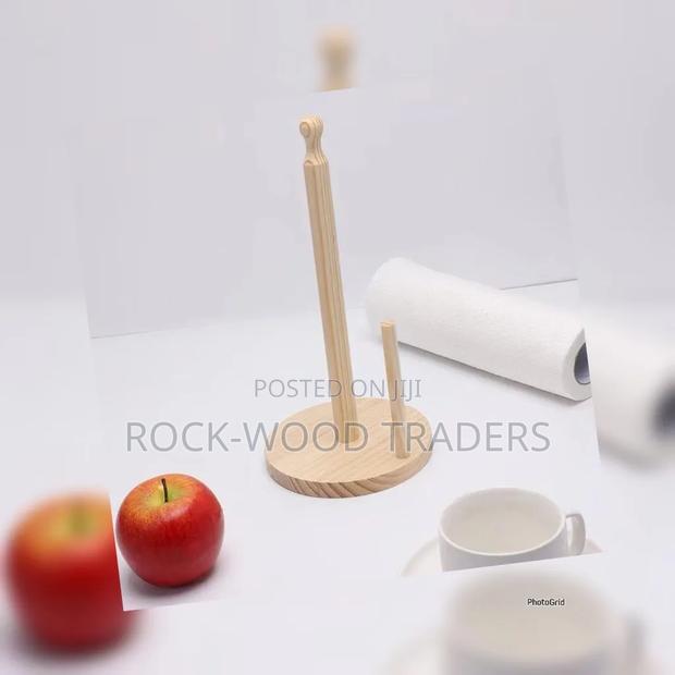 Bamboo Tissue Holder