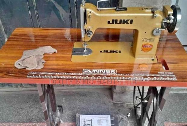 Juku Sewing Machine With Table - main view