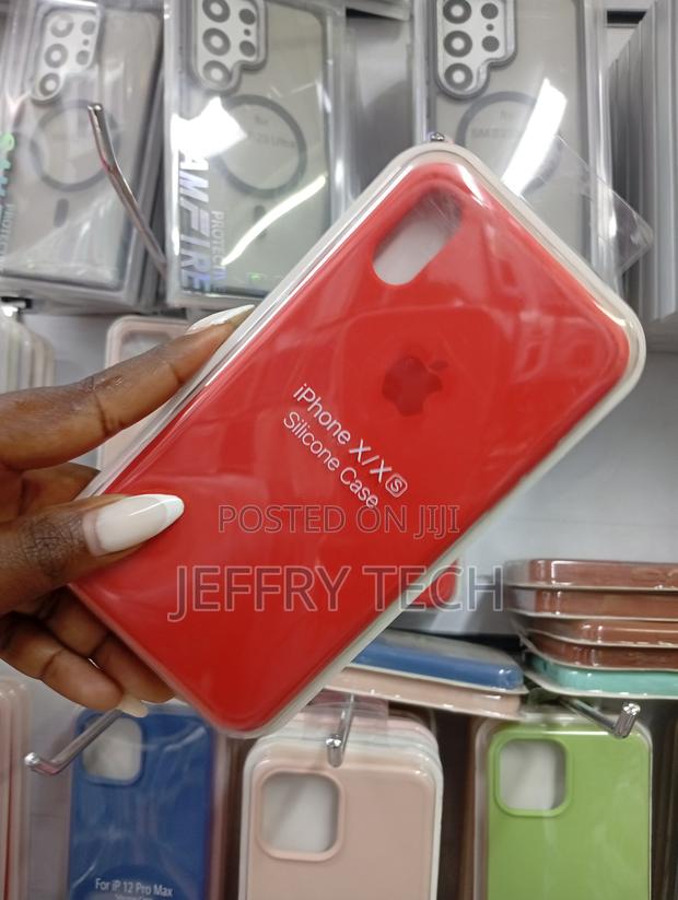 Red Silicone Protective Case for the Apple iPhone X or iPhone Xs. - thumbnail 2