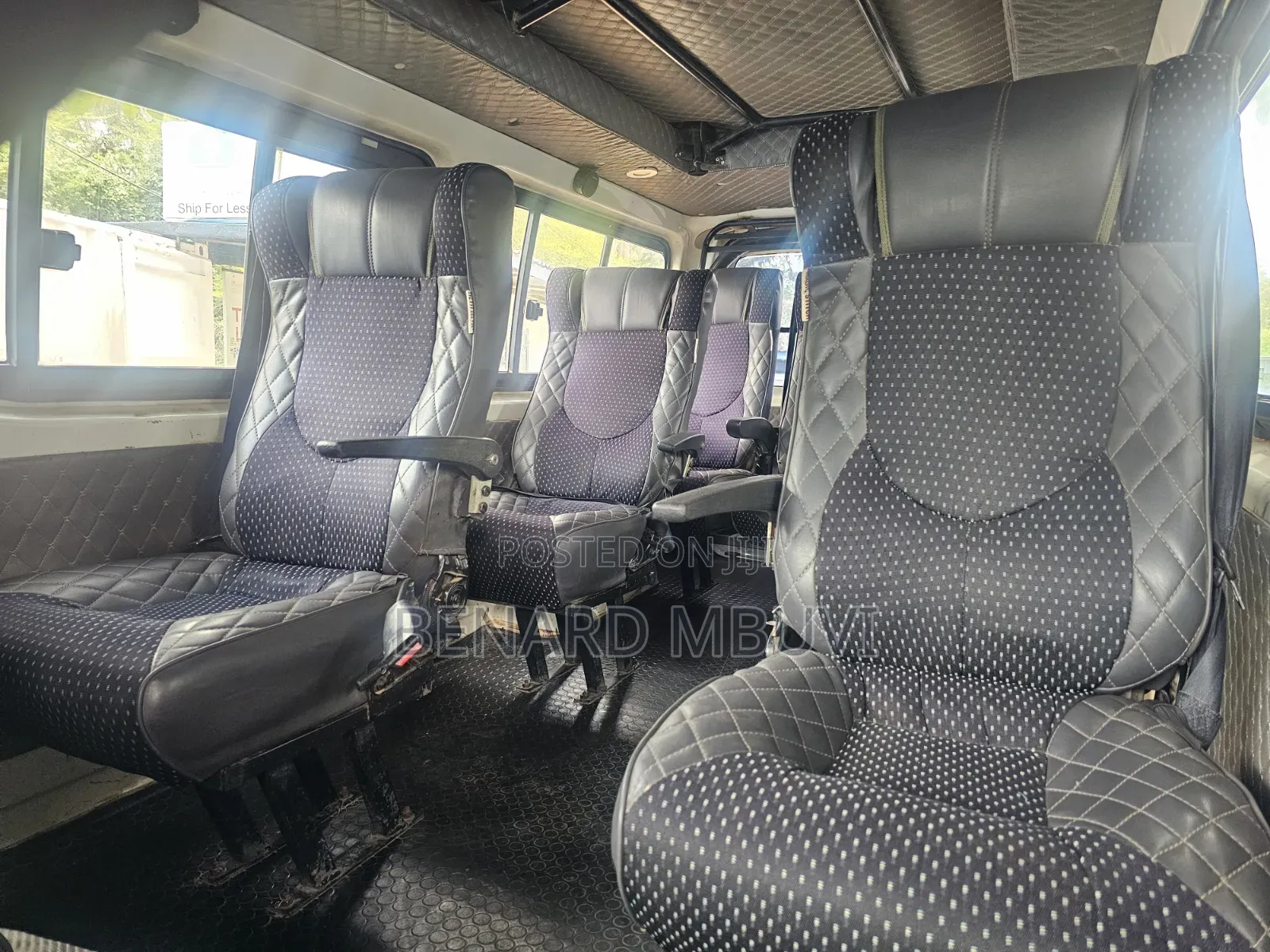 Toyota HiAce 2016 White
