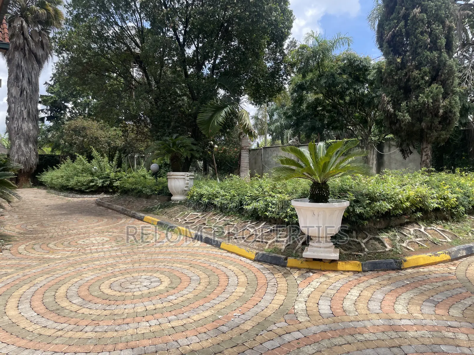 5bdrm Mansion in Karen for rent