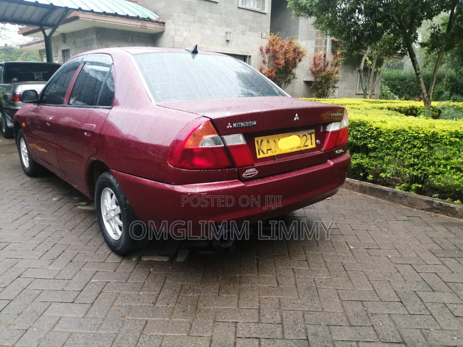Mitsubishi Lancer 2000 Red
