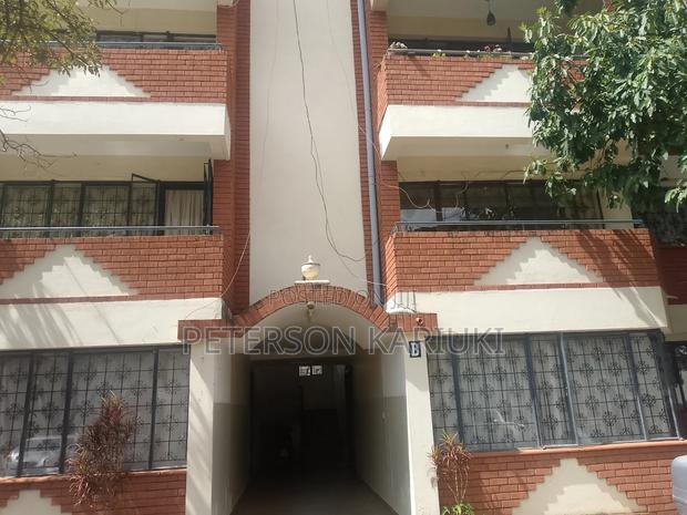 3bdrm Apartment in Kilimani, Hurlingham for sale