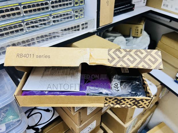 Mikrotik Rb4011igs+Rm Router