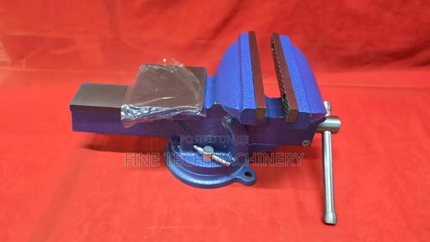 Heavy-Duty Bench Vise - main view