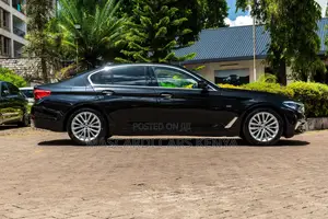 BMW 530i 2018 Black