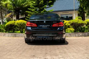 BMW 530i 2018 Black