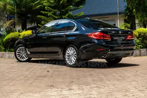 BMW 530i 2018 Black