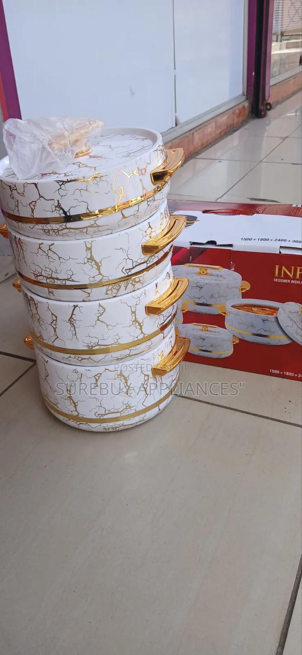 4 Piece Infinite Hotpot Set With Heat Retention