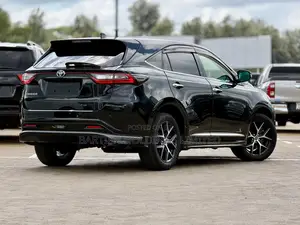 Toyota Harrier 2.0 Turbo 2019