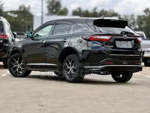 Toyota Harrier 2.0 Turbo 2019