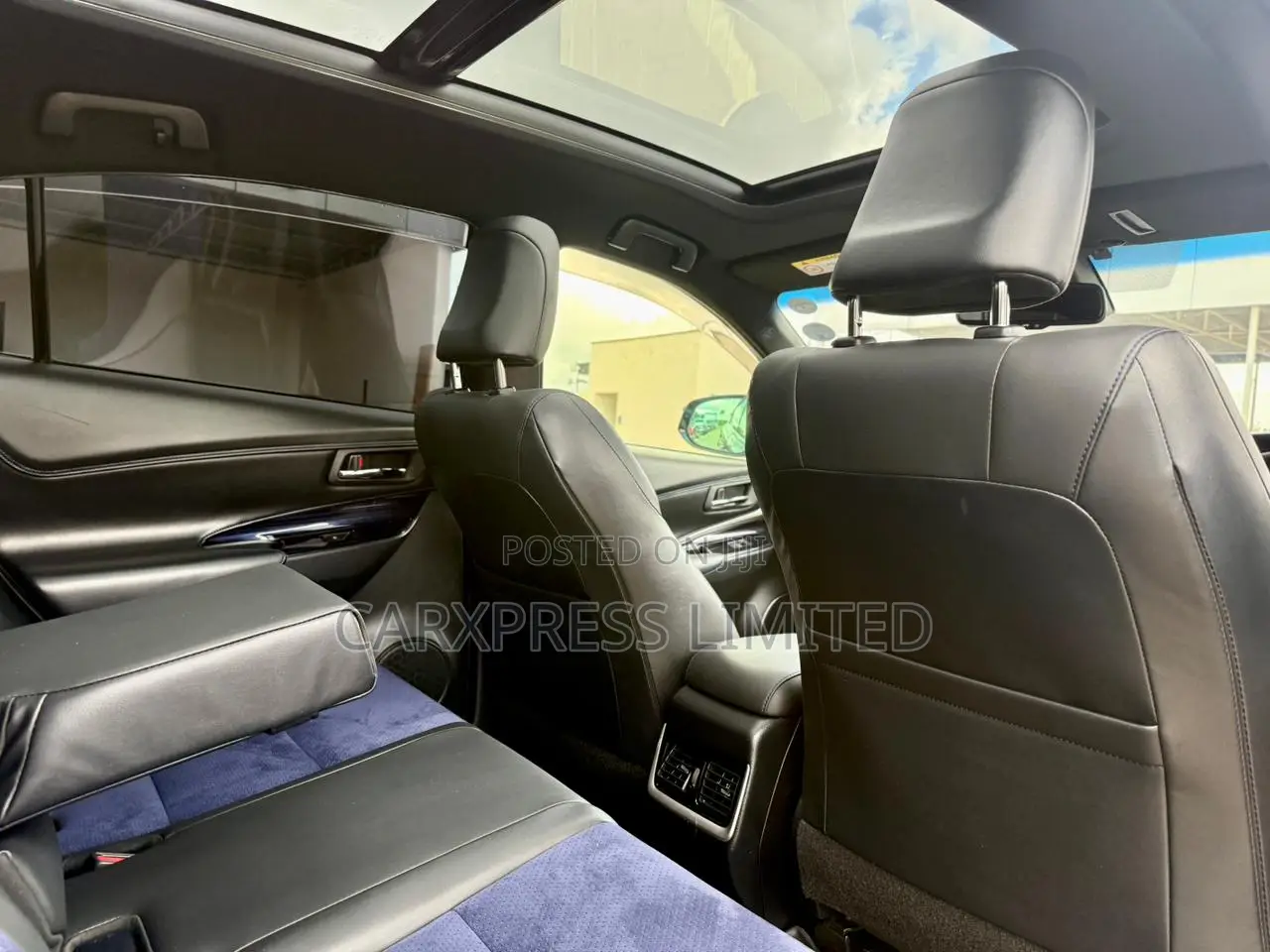 Toyota Harrier 2.0 Turbo 2019