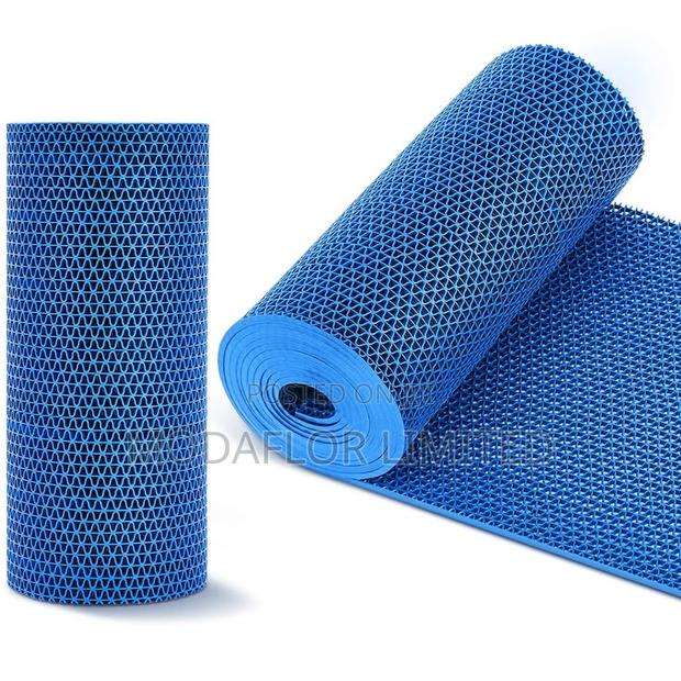 Anti Slip S Mat for Bathroom Safety and Floor Protection Use
