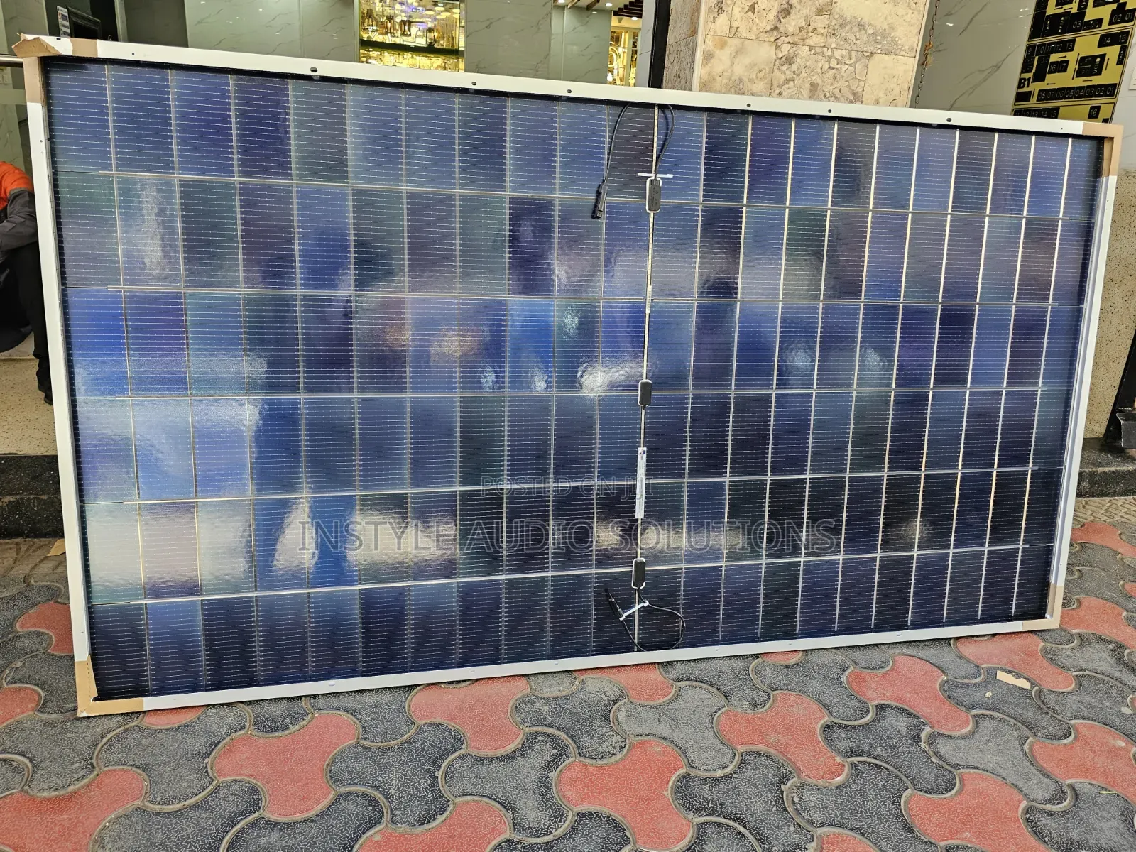 710 Watts Bifacial Solar Panels 47 Voc - 17.8a All Weather