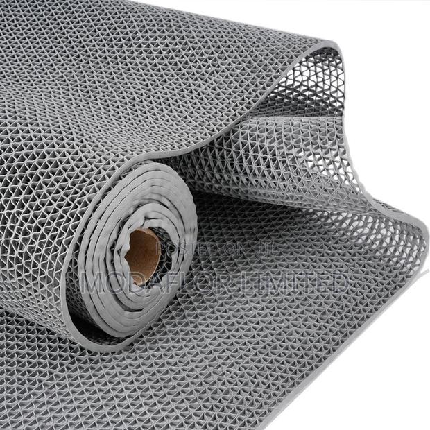S Mat for Kitchen, Bathroom and Wet Area Floor Safety Use