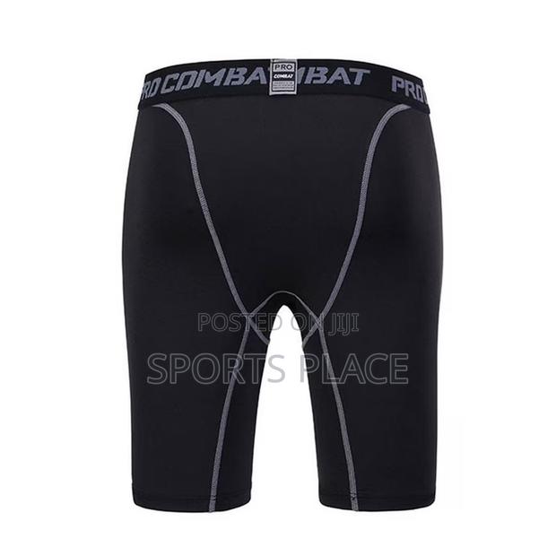 Black Compression Leggings - Short Tights - thumbnail 2