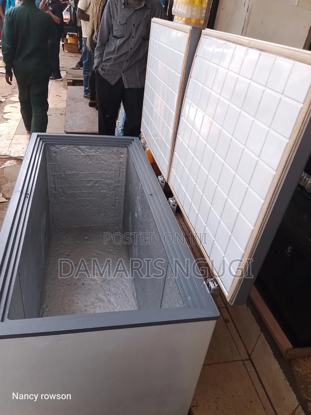 Ramtons White Deep Freezer - thumbnail 4