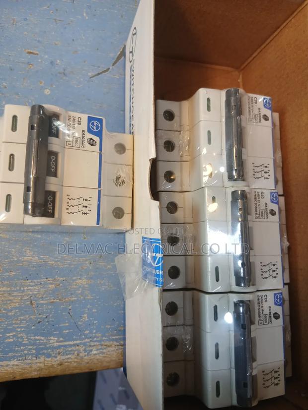 MCB 20amps Lt - thumbnail 2