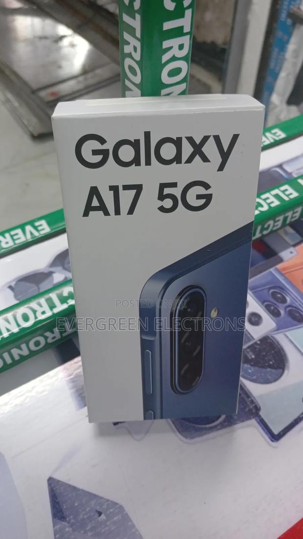 New Samsung Galaxy A17 128 GB Gray - thumbnail 3