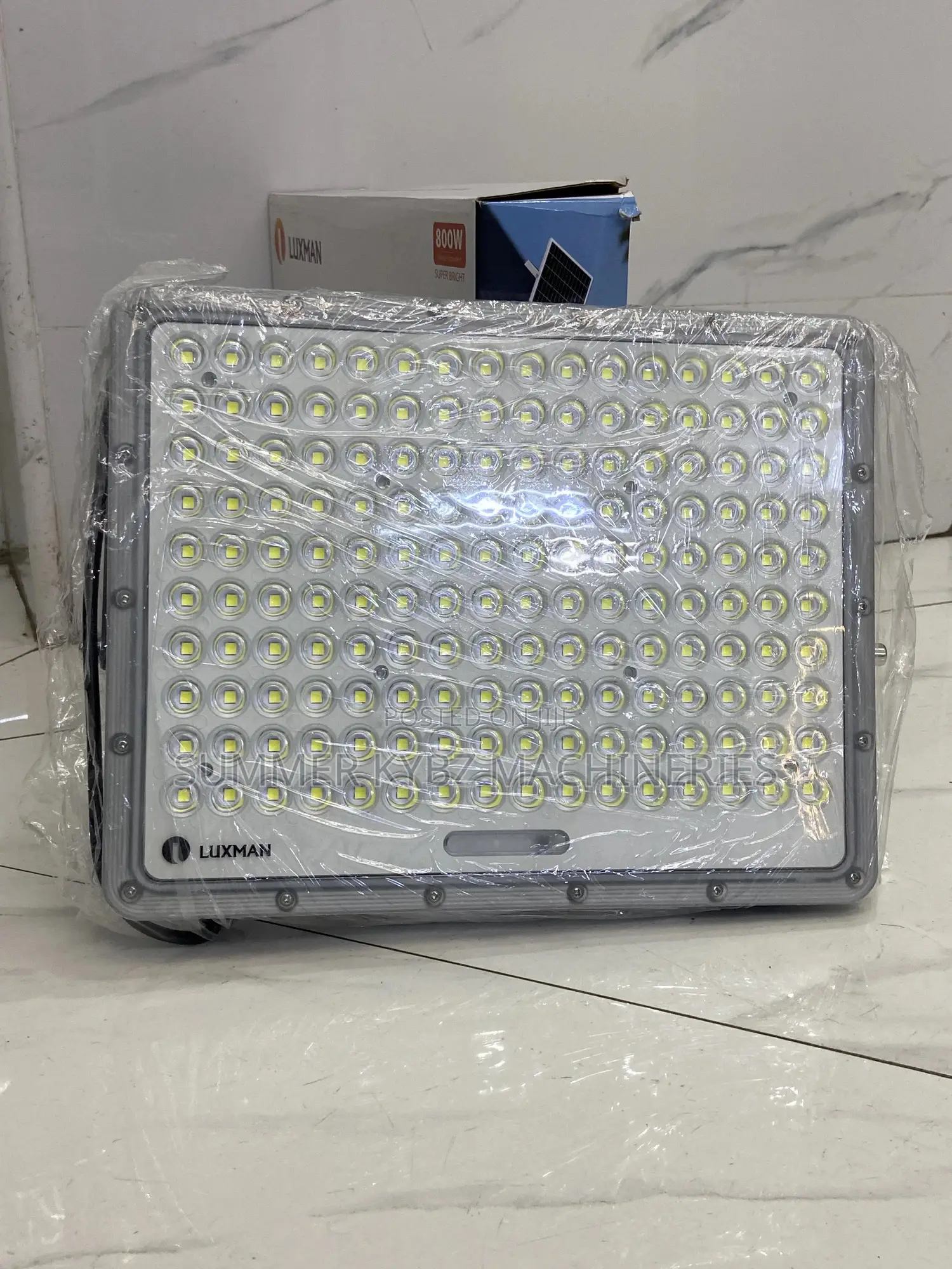 Luxman Solar Flood Light 800watts