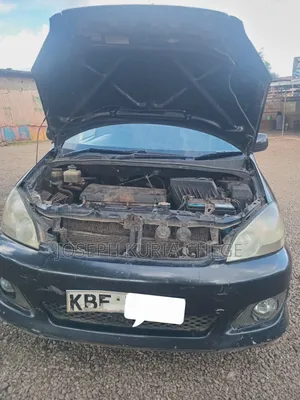 Toyota Ipsum 2005 Black