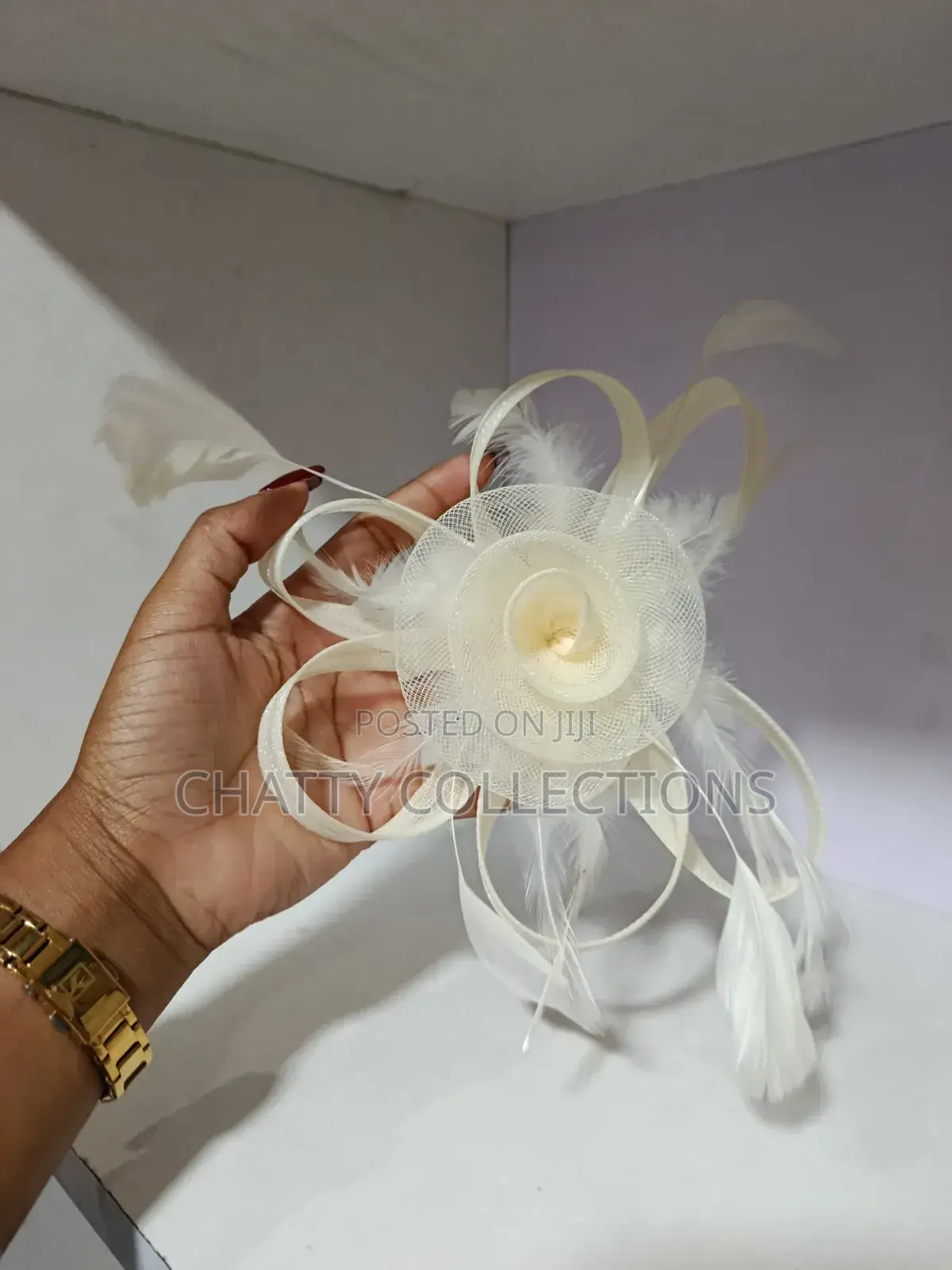 Cream White Stylish Women's Fascinators