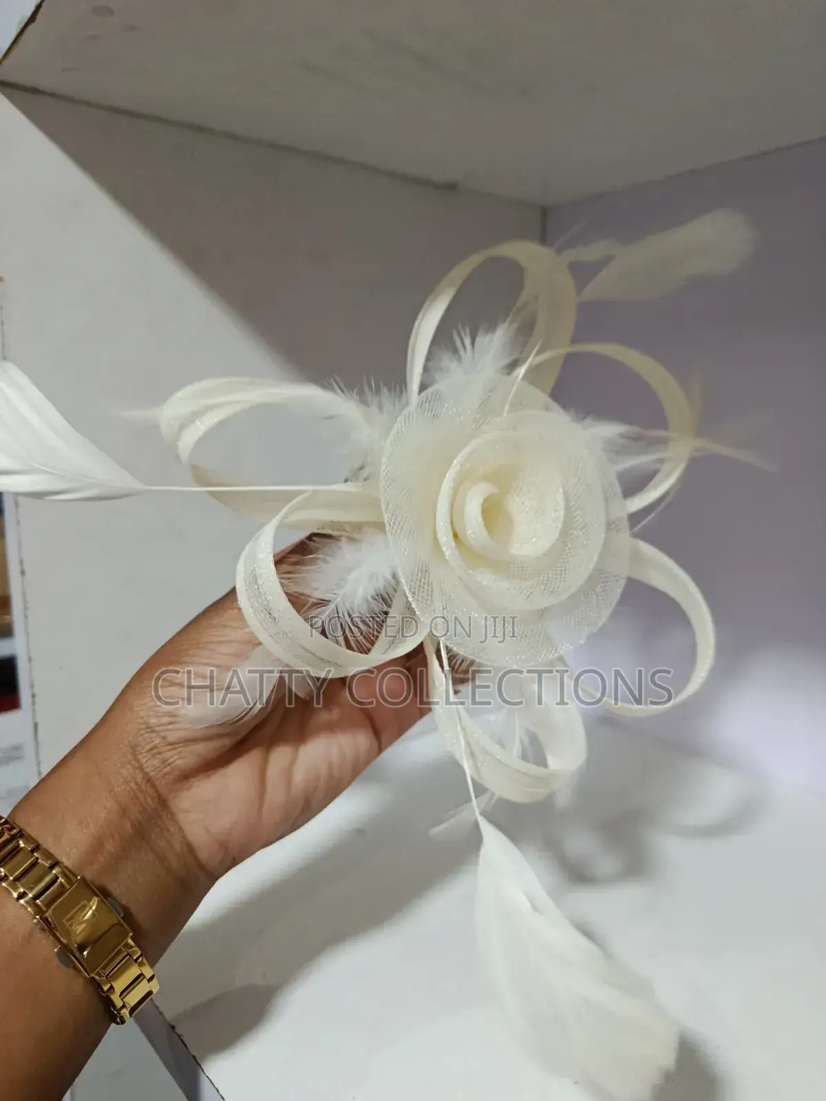 Cream White Stylish Women's Fascinators