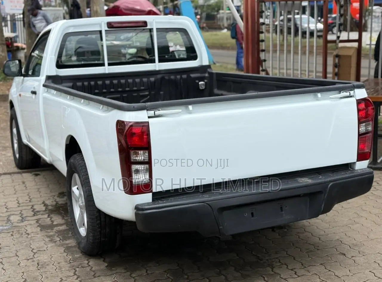 Isuzu D-MAX 2019 White