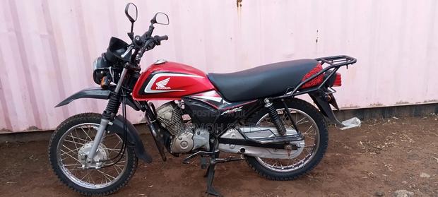 New Honda XL 125 2025 Red